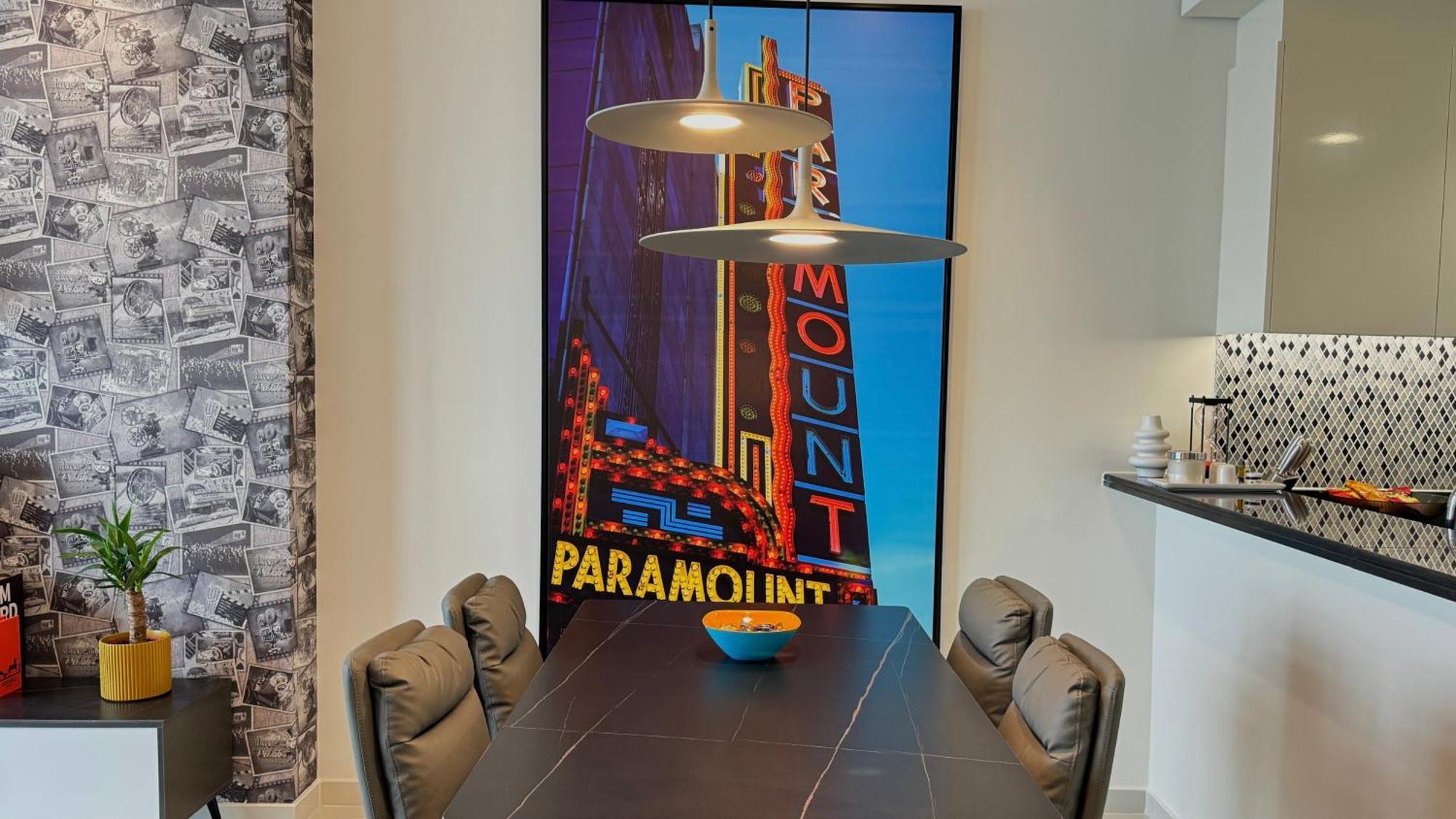 Paramount Tower Hotel And Residences With Infinity Sky Pool Dubai Exterior foto